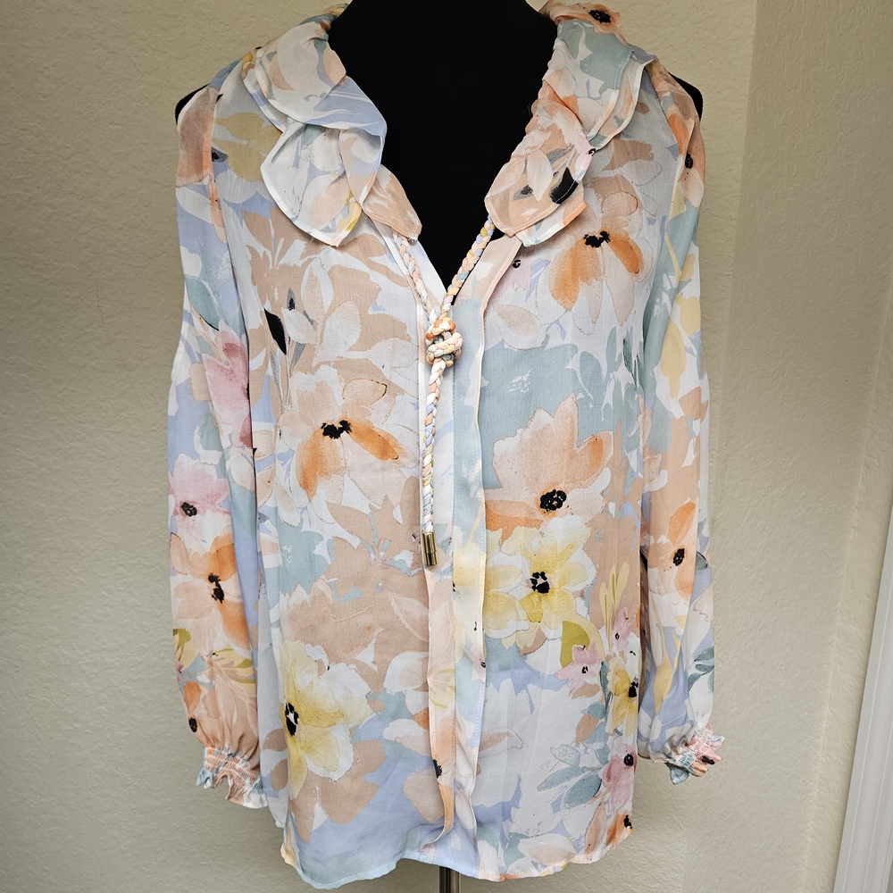NWT- Catherine Malandrino Floral Ruffle Collar Blouse -Size Medium